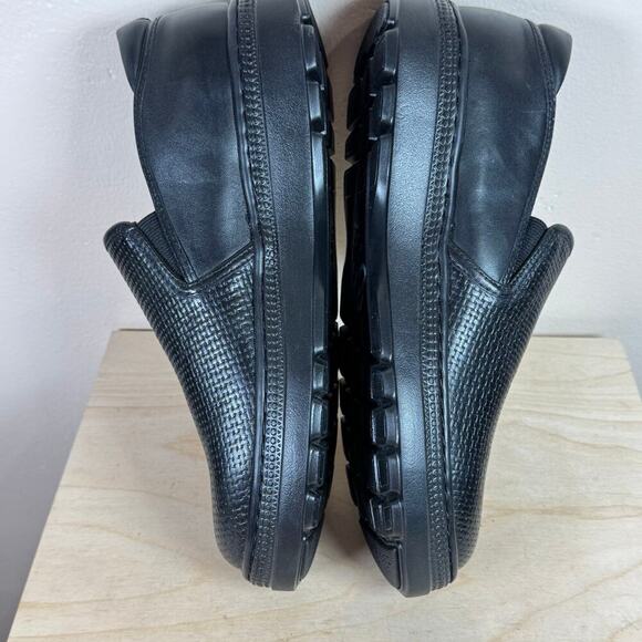 NWOB Gravity Defyer Women's G-Defy Ashanti Flats Loafer Slip On Black Leather 7M - Picture 7 of 9